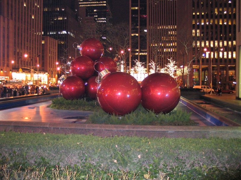X(L)-Mas in New York