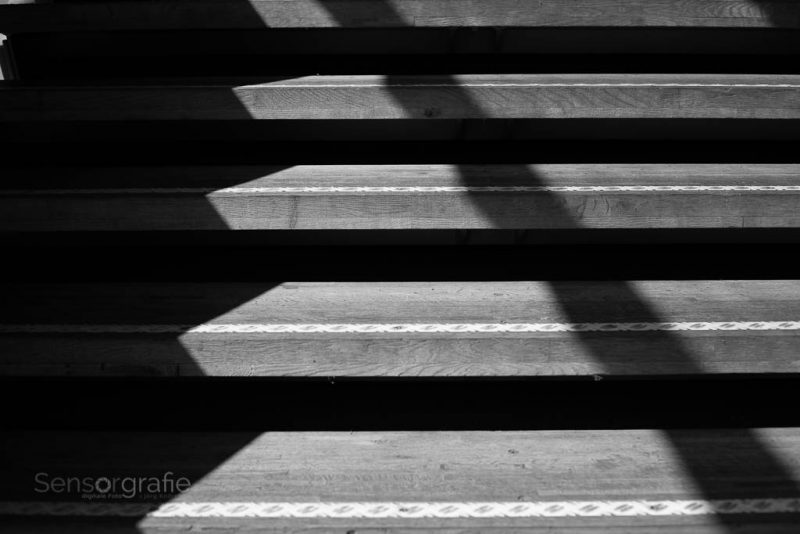 Treppe Aufwärts - Wupperschweben © Joerg Knoerchen - Sensorgrafie