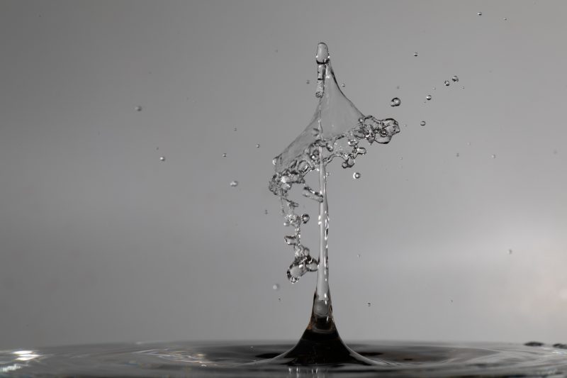 Wassertropfen-Kollision perfekt eingefangen mit dem neuen MIOPS Waterdropkit
